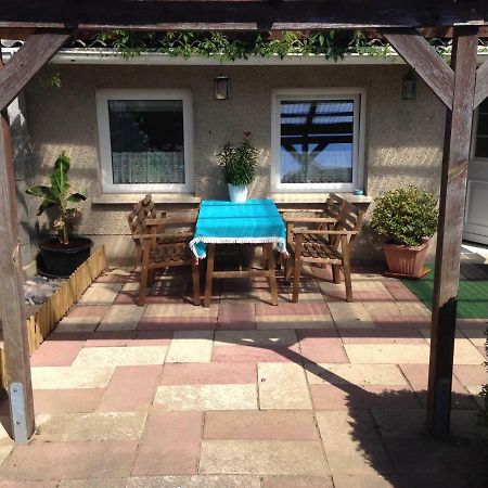 Bungalow Zur Kuehlung Кюлунгсборн Экстерьер фото
